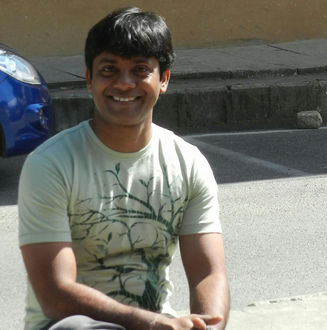 মলয় সিনহা